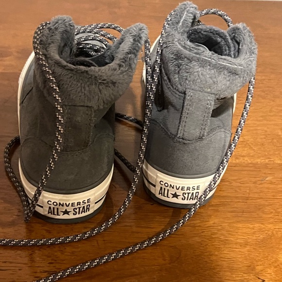 COVERSE ALL STAR SUEDE SNEAKER/ BOOT - Picture 4 of 5